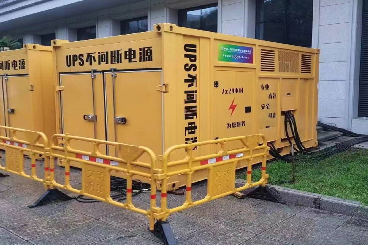 阳山发电机租赁施工现场